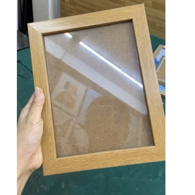 [HỎA TỐC] Khung hình vân gỗ 20x25 treo tường - Mặt kính hoặc Mica (tùy chọn)