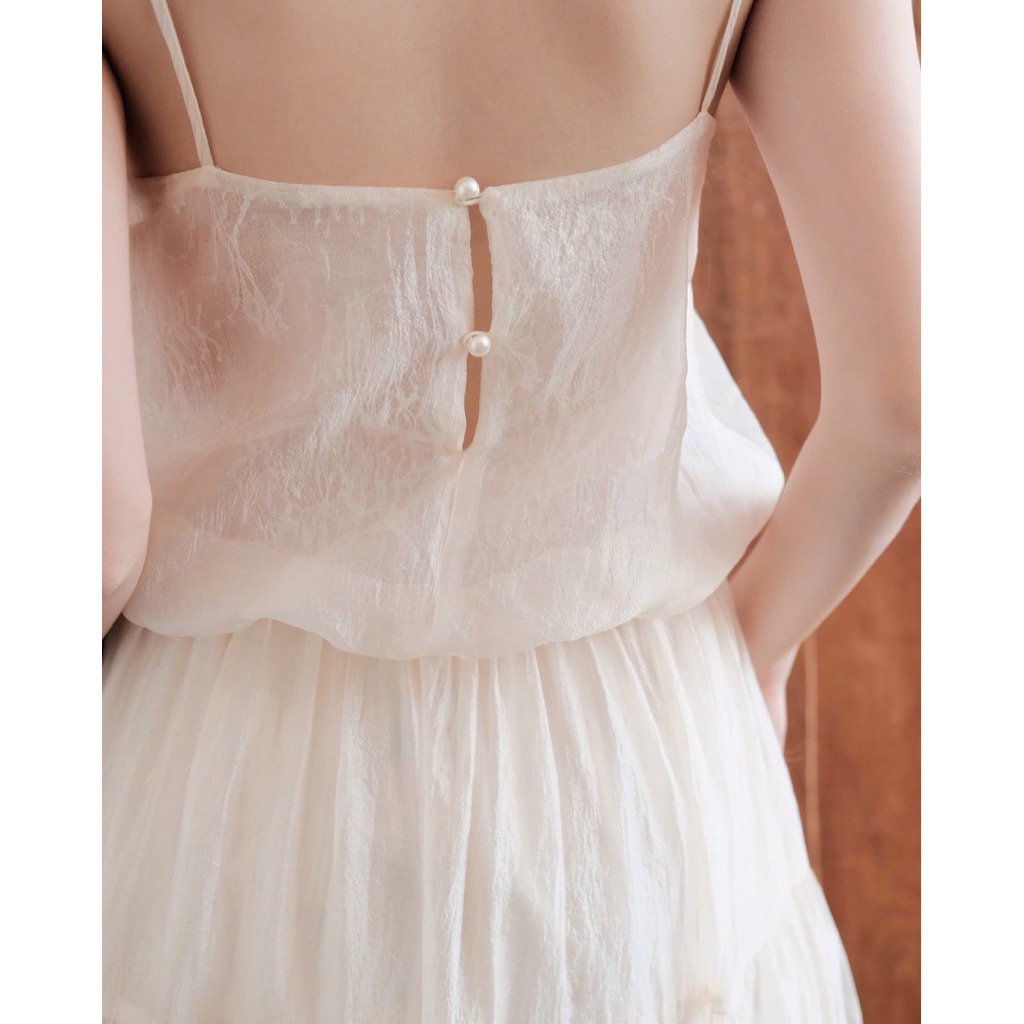 RUBIES Wendy Dress - Đầm Dài Nữ Vải Tơ Óng Dáng Tùng Xòe Xếp Tầng 2 Dây Cổ Vuông | BigBuy360 - bigbuy360.vn