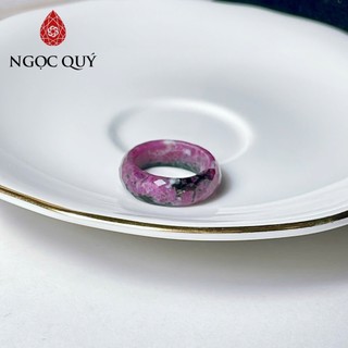 Nhẫn đá Ruby Nam Phi bản hẹ và vuông  - Ngọc Quý
