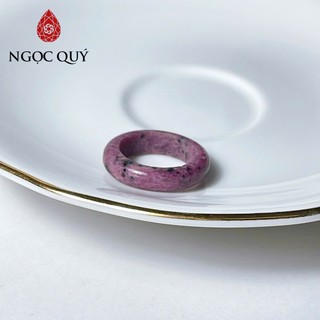Nhẫn đá Ruby Nam Phi bản hẹ và vuông  - Ngọc Quý
