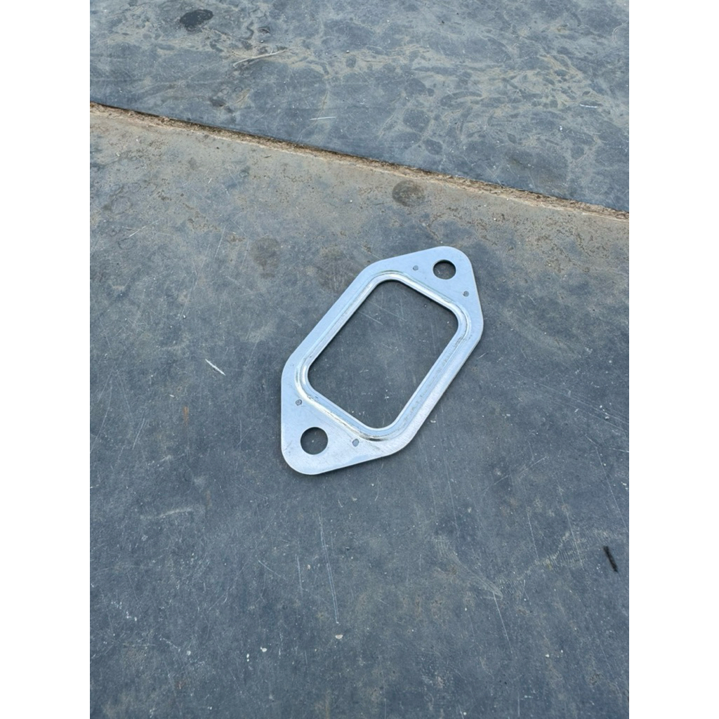 Doăng cổ xả 4108 YC4108 và 6105 doăng dùng cho cổ xả máy xe ô tô vuông trong 33x50 2 tai 77