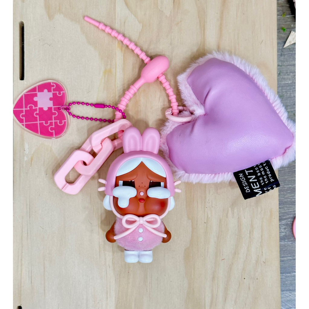 móc khoá custom crybaby crying again chính hãng