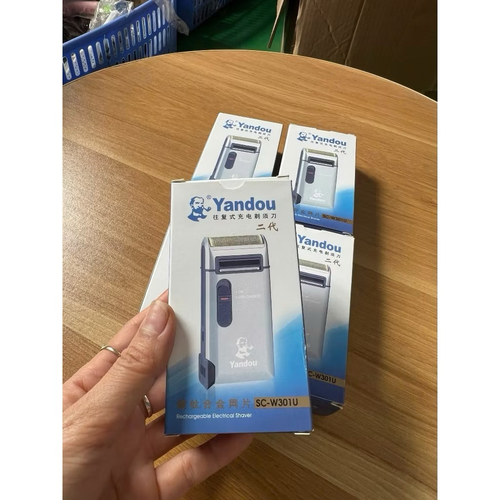 Máy cạo râu Yandou W301U kiêm tông đơ nhỏ gọn siêu khoẻ