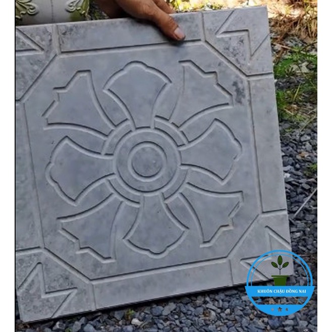 Khuôn đổ gạch trang trí sân vườn 40*40 cm MT06
