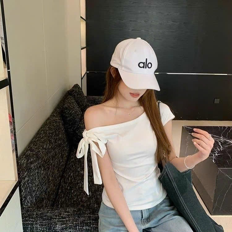 Áo Kiểu Croptop Trễ Vai Kèm Dây Buộc Nơ Nữ Siêu Tôn Dáng | BigBuy360 - bigbuy360.vn