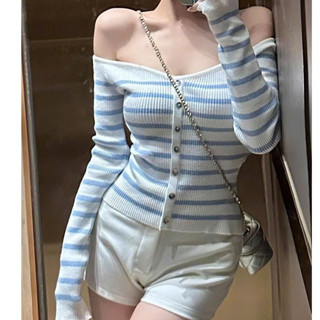  Áo Len Dệt Kim Tay Dài Dáng Ôm Áo Trễ Vai Phối Sọc Ngang Kèm Khuy Siêu Xinh Mẫu Mới 2025 Phong Cách Hàn Quốc MMcloset 