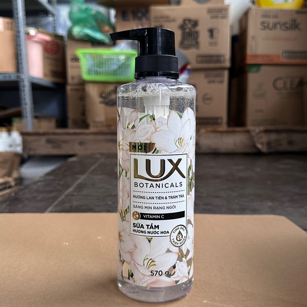 Sữa tắm Lux Botancials hương lan tiên & tràm trà 570g