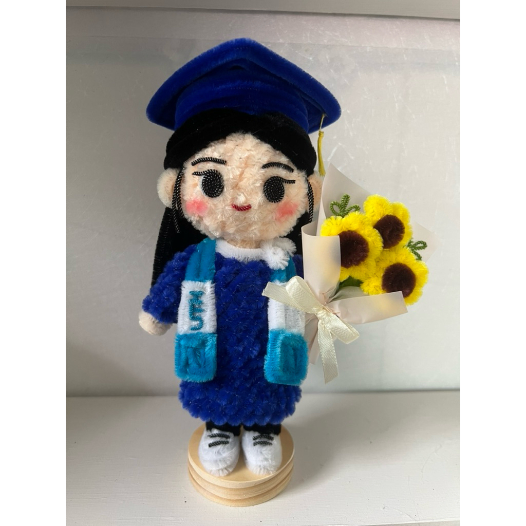 Doll theo yêu cầu bằng kẽm nhung 