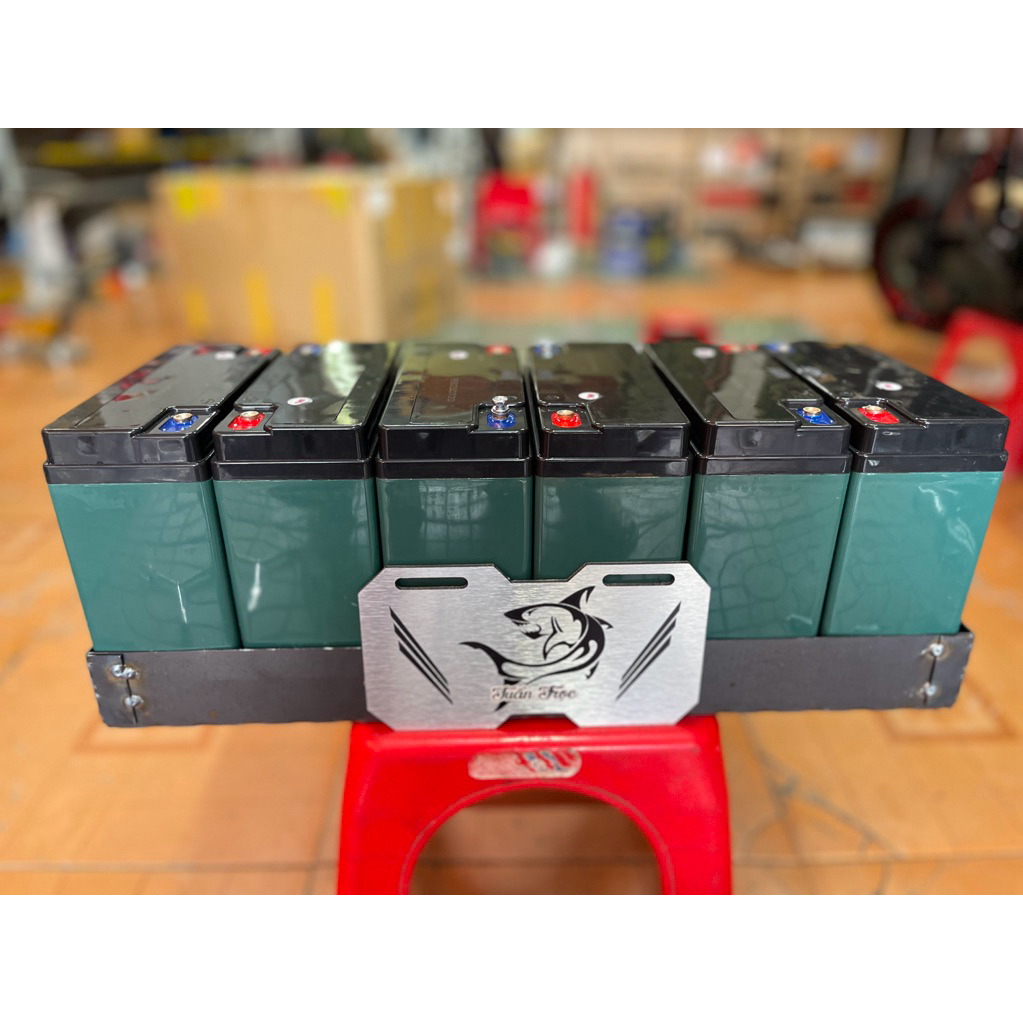 Khay đựng 6 bình Acquy chế cho xe điện xmen, xe 133, pin xe điện xmen