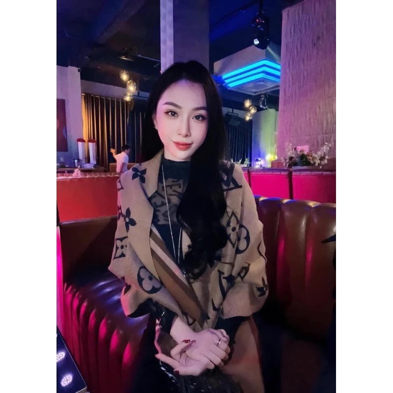 Khăn Quàng Len Dạ Cao Cấp Kích Thước 70x180cm – Thích Hợp Làm Quà Tặng