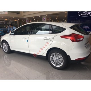 Bộ chắn bùn bánh xe Ford Focus (Hatchback)