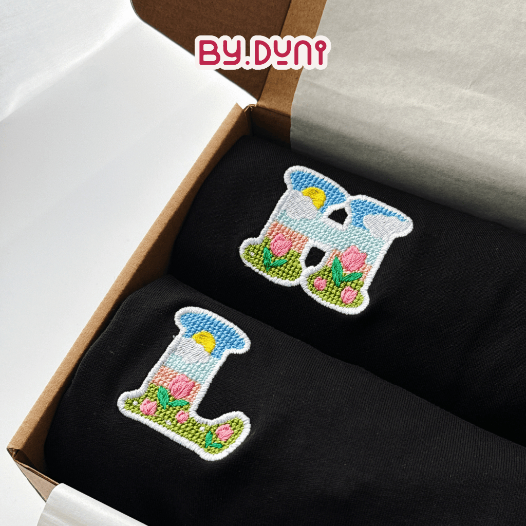  Áo thun THÊU cặp đôi BY.DUNI nam nữ form rộng Local Brand tay lỡ unisex áo bạn thân chữ cái KÝ TỰ YÊU THƯƠNG màu ĐEN 