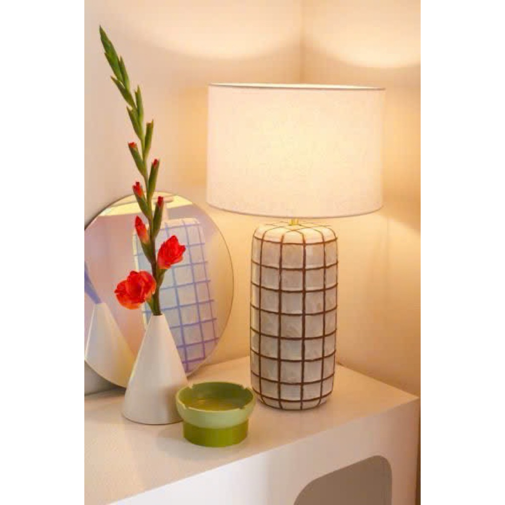 Mẫu đèn  sứ dáng trụ cao cấp deco phòng ngủ-bàn làm việc-phòng khách Made In Việt Nam.