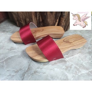 Guốc Gỗ Guốc Mộc Quai Lụa Bảng Ngang Cao 3 - 4 Phân ( đế cao su 2 lớp )