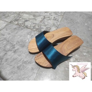 - Guốc Gỗ Guốc Mộc Quai Lụa Cao 3 - 4 Phân ( đế cao su 2 lớp )