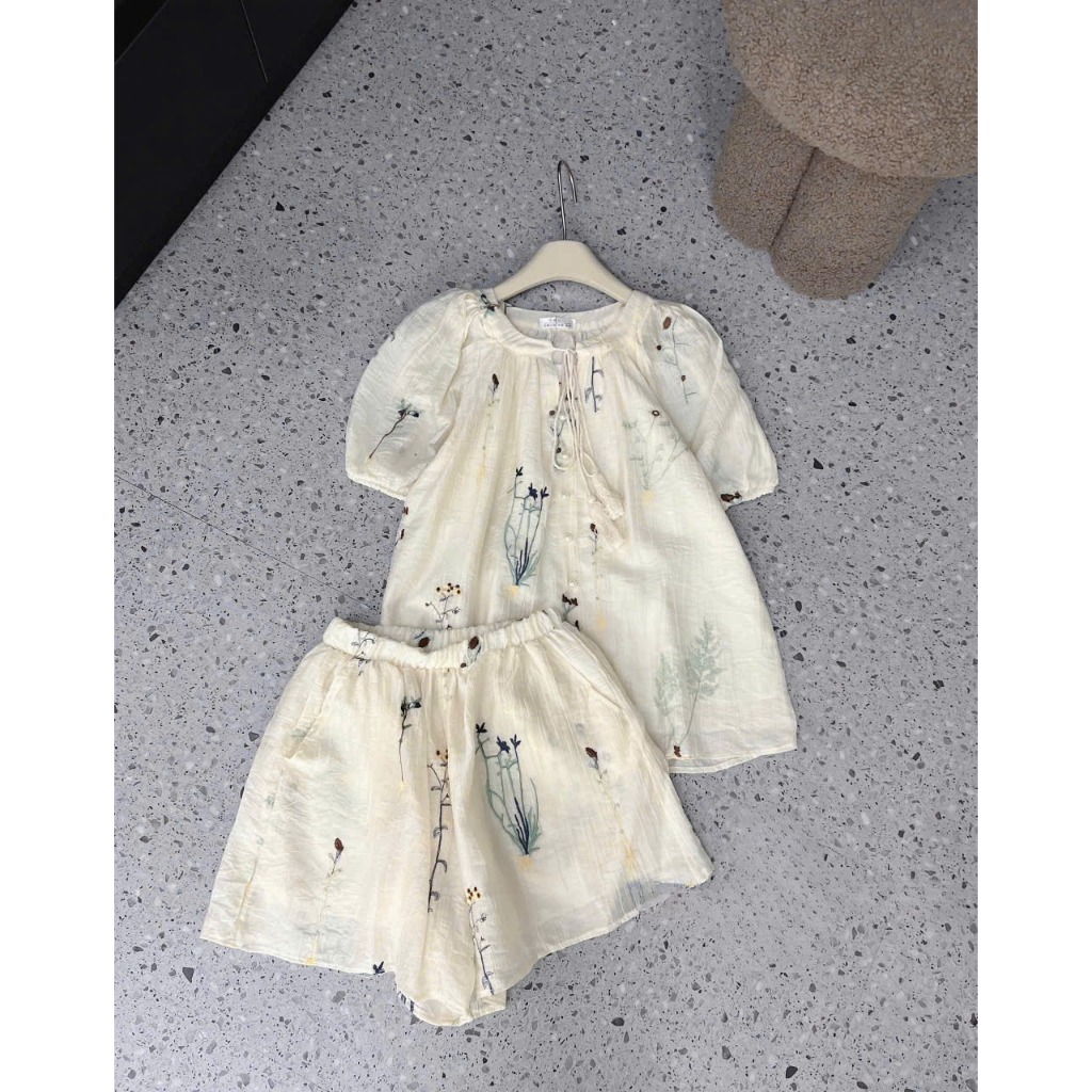 Set bộ nữ Dooti vải tơ thêu hoa nhẹ nhàng nữ tính, Bộ đồ nữ áo tay bồng ngắn kèm quần short cạp chun thời trang HEBE | BigBuy360 - bigbuy360.vn
