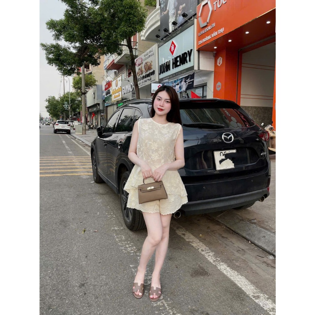 Set bộ nữ Guti áo sát nách kèm quần short cạp chun trẻ trung nữ tính, Bộ đồ nữ vải thô thêu hoa dịu dàng thời trang HEBE | BigBuy360 - bigbuy360.vn