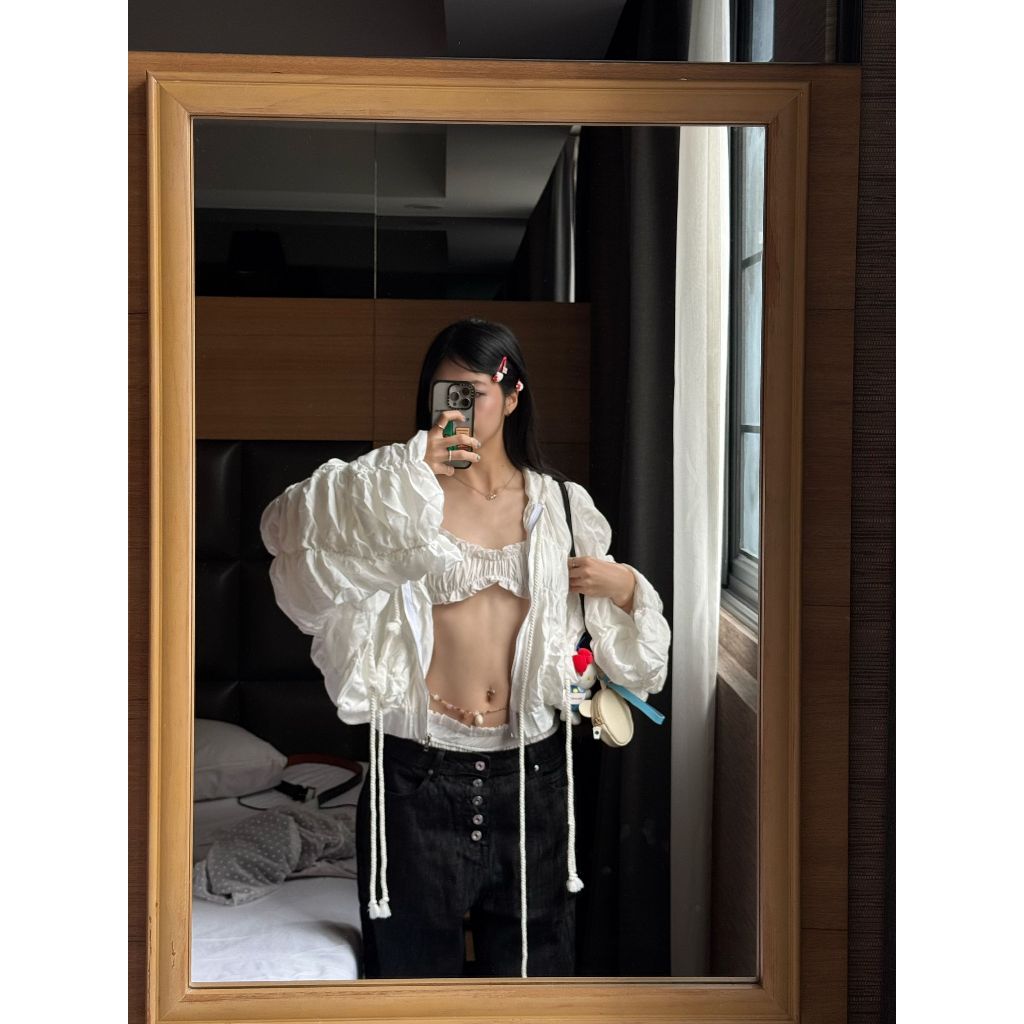 TSUN - Cloudlet Jacket Áo Khoác Nữ Tay Phồng Nhún Bèo Trắng Sexy Gợi Cảm | BigBuy360 - bigbuy360.vn