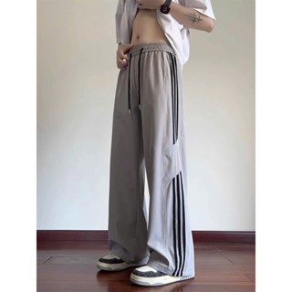 ( COMBO 2 QUẦN KAKI ) FOM XUÔNG Nam Nữ Cạp Chun Phối 3 Sọc 2 Bên Ống Rộng  Lưng Cao Chất Liệu kaki dày dặn DAGUL