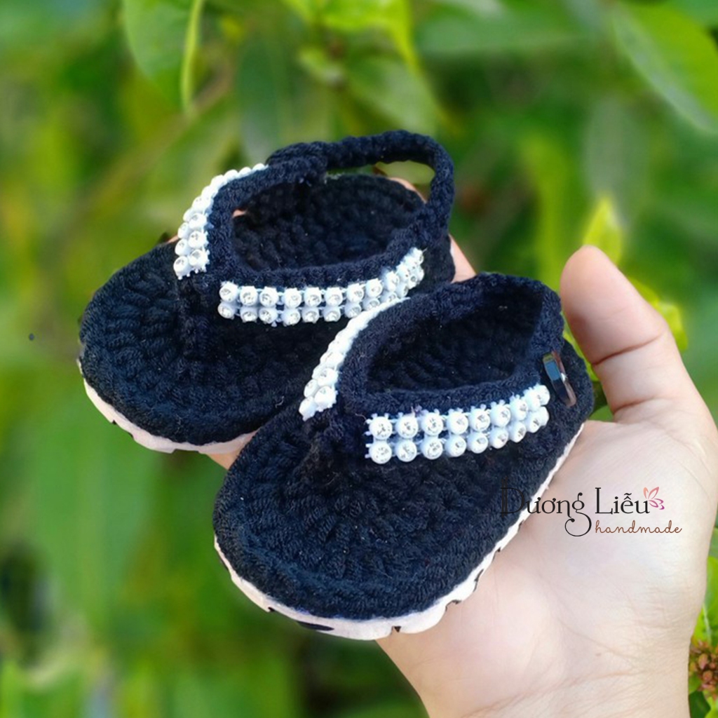 Dép xỏ ngón đính hạt đá kèm đế tập đi cho bé - Dương liễu handmade