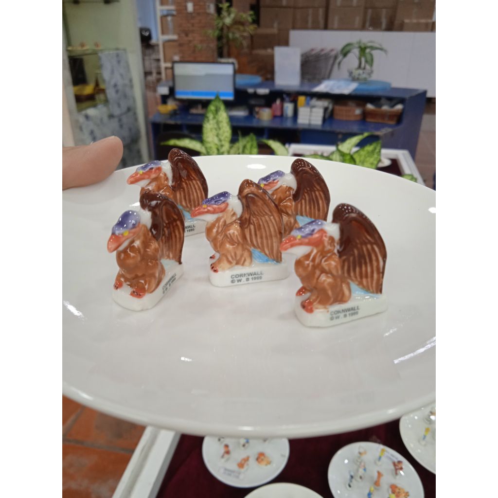 Mô hình tượng sứ lẻ mini giao ngẫu nhiên