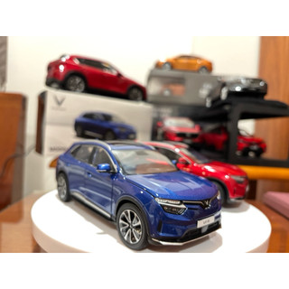 Mô hình xe Vinfast VF8 tỉ lệ 1:24