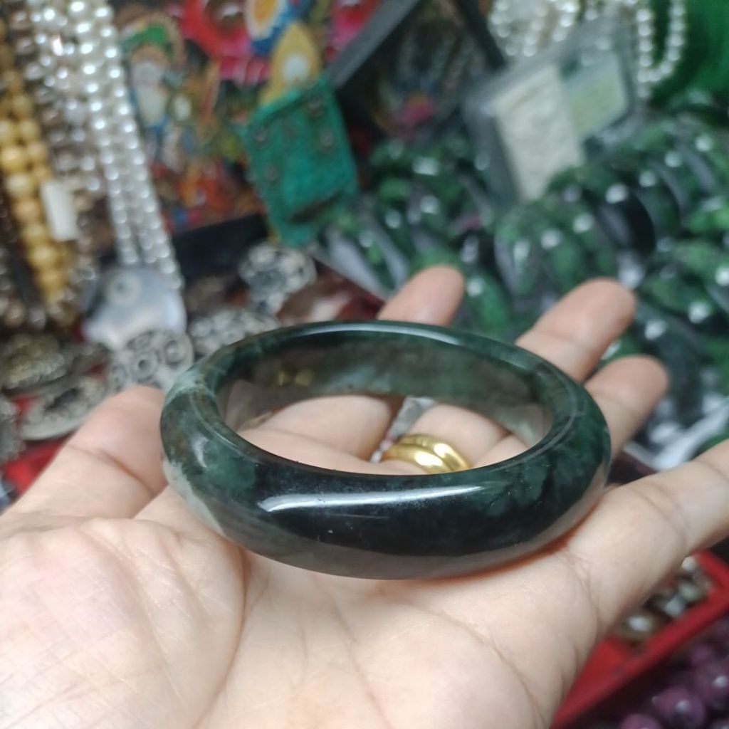 vòng tay phỉ thúy MY..NI 53 CHỘT 14.