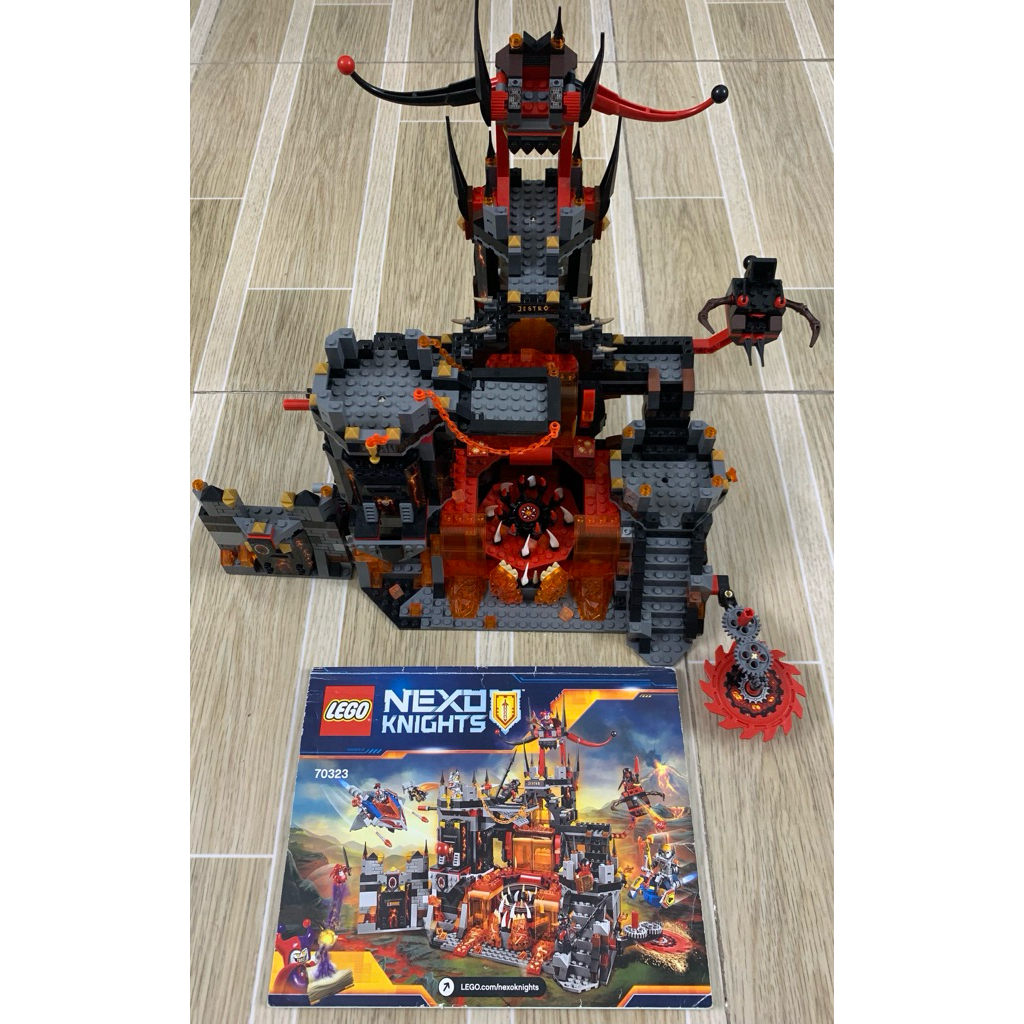 Đồ chơi lắp ráp mô hình nexo knights 70323 pháo đài của jestro hàng chính hãng