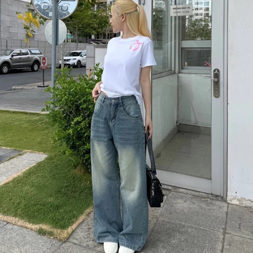Quần Jeans Bò Nữ Ống Suông Siêu Rộng Cạp Thấp Trơn Màu Chất Vải Mềm Ống Rộng 35-37cm Phong Cách Hàn Quốc | BigBuy360 - bigbuy360.vn