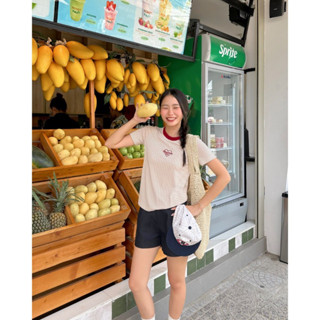 Áo thun sọc ngang cổ tròn phối viền đỏ thêu hình trái tim - Sutton Tee