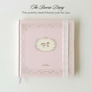  Sổ vẽ sketchbook vuông vẽ phác thảo màu chì 190gsm Crabit Ribbon 2 Reverie Diary Collection - Ngựa Hồng 