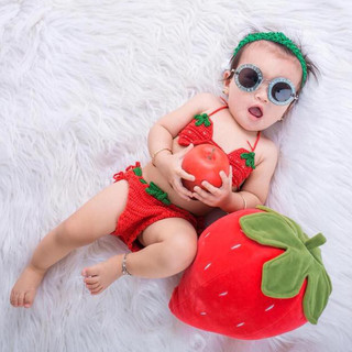 Bikini đi biển cho bé yêu hình qua dâu xinh - Dương liễu handmade