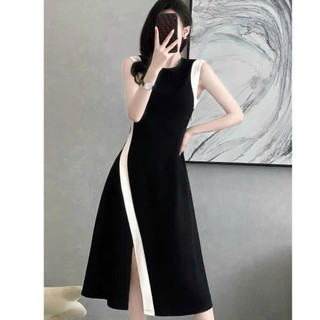 *Đầm thời trang nữ sang chảnh tiểu thư siêu xinh Đầm chất tăm gân xẻ tà phối viền trắng dáng dài midi tôn dáng