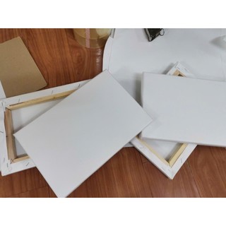 Toan vẽ tranh 20x30 cm