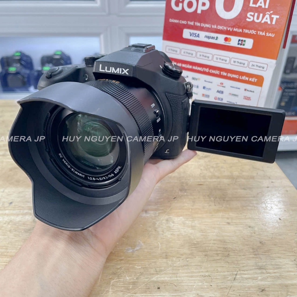 Máy ảnh Lumix FZ1000  Đẹp  WiFi Video 4K. Cảm biến ảnh 1 inch lớn , zoom quang hoc 25-400mm sắc nét,