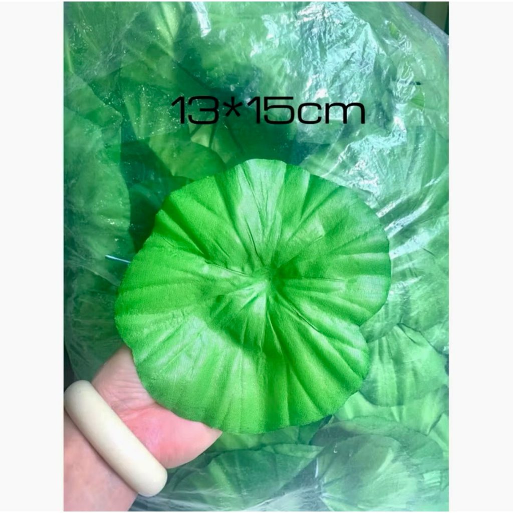 Lá sen nhựa 13*15cm
