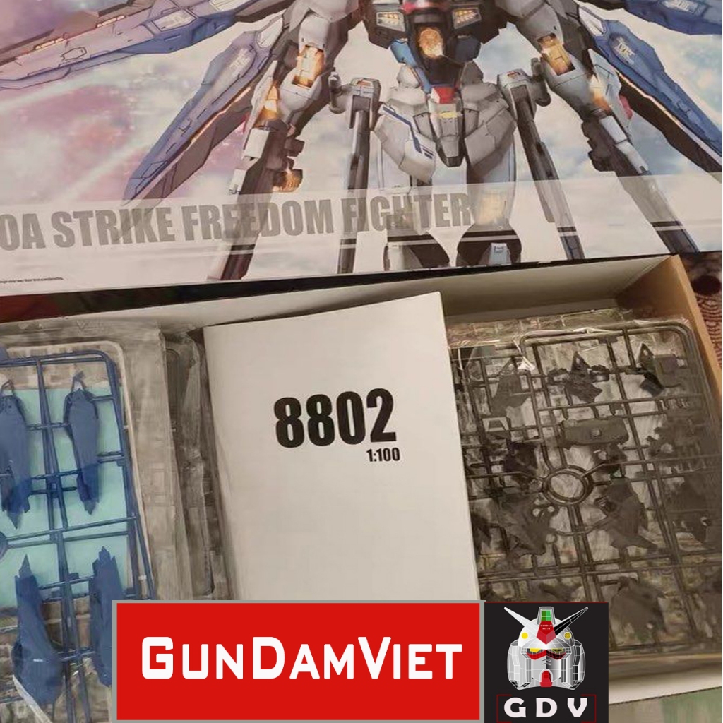 Mô hình Daban 8802 MG 1/100 Strike Freedom Metal Build Ver