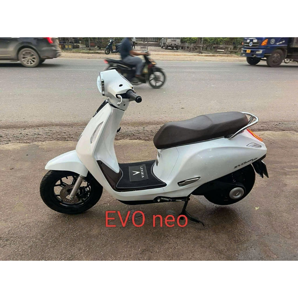 Thảm lót chân xe máy điện EVO lite neo ;Evo 200 ;Evo grand ,lite