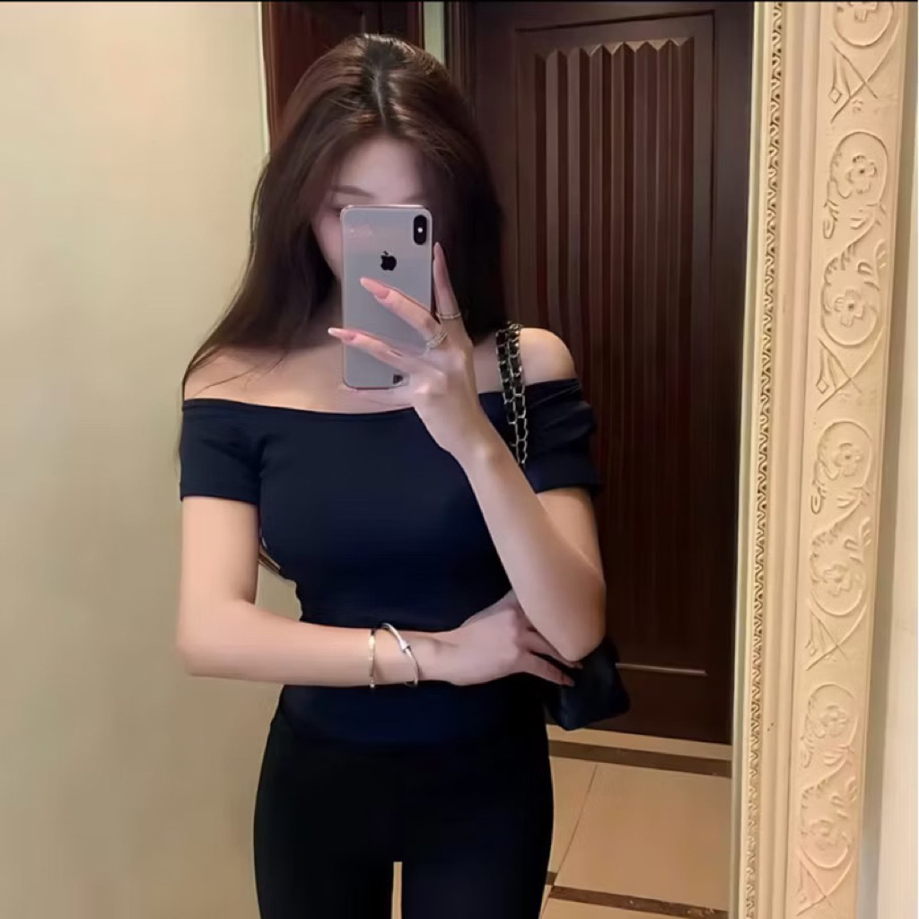Áo thun trễ vai tay ngắn ôm body chất thun tăm co dãn thoải mái tôn dáng | BigBuy360 - bigbuy360.vn