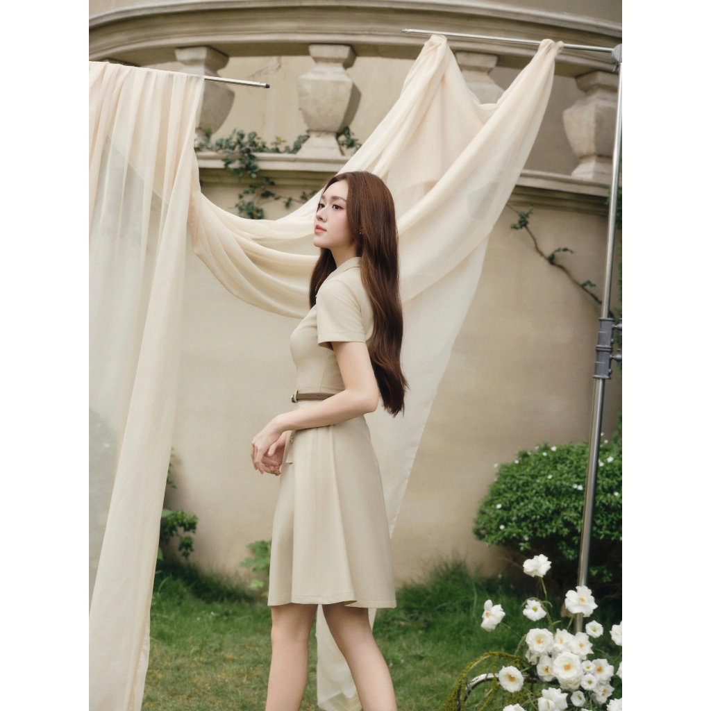 (QUIET BLOOM)  Váy dáng xòe chất liệu cao cấp cổ kéo khóa túi giả, thời trang thiết kế nữ Calie VX276 | BigBuy360 - bigbuy360.vn