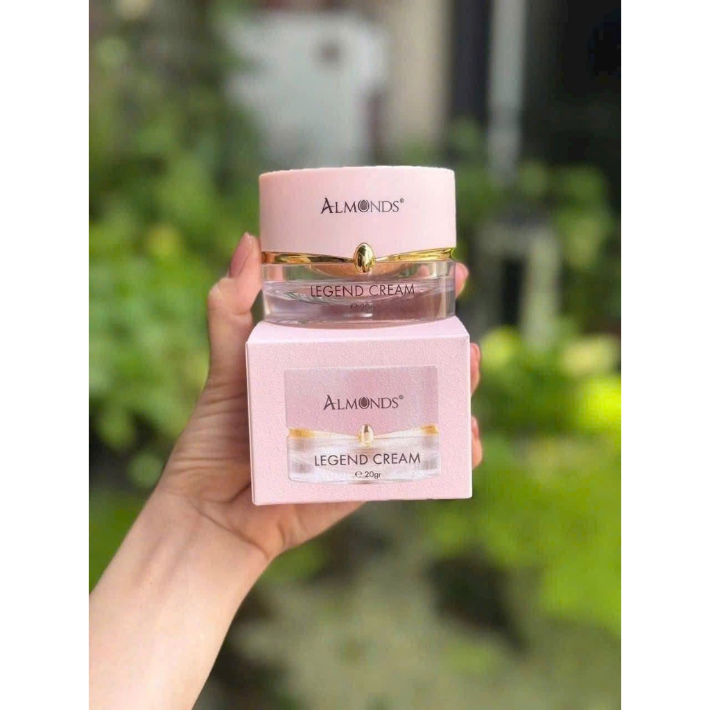 Kem Hạnh Nhân Ngày- Đêm ALMONDS Chính Hãng