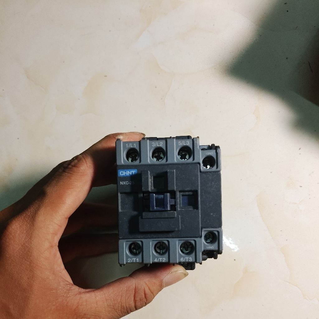 Contactor CHINT NXC-25 25A 11kW Không rõ tình trạng