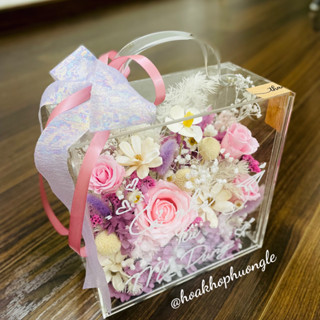 Hộp vali mica [bao gồm hoa] hoa sáp-hoa khô, hoa hồng vĩnh cửu.Hộp cắm hoa trong suốt