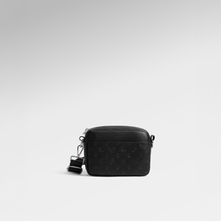 Túi Da Đeo Chéo Dáng Hộp Carlos Hoạ Tiết Monogram Chất Liệu Microfiber Thương Hiệu LEONARDO