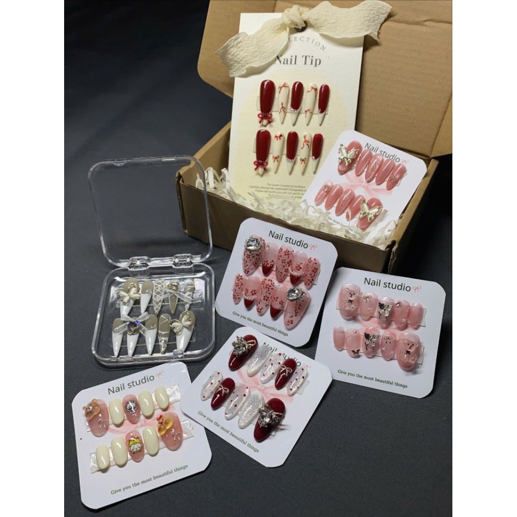 Nail box M3 thiết kế mắt mèo đính đá