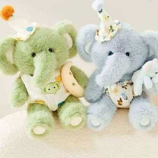  Gấu bông con voi con mặc đồ ngủ dễ thương Thú nhồi bông con voi lông tơ non thân thiện làm gấu cho bé ôm ngủ 