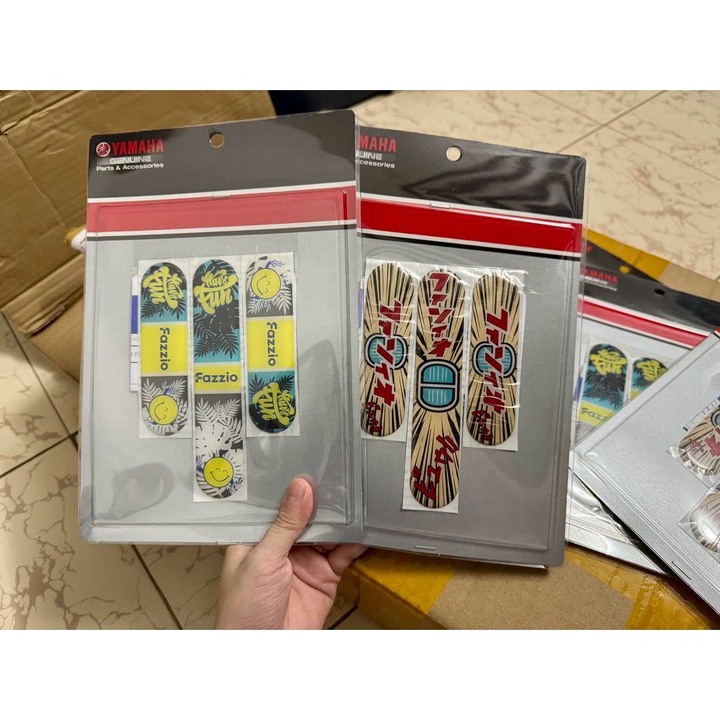 Decal cho xe Fazzio