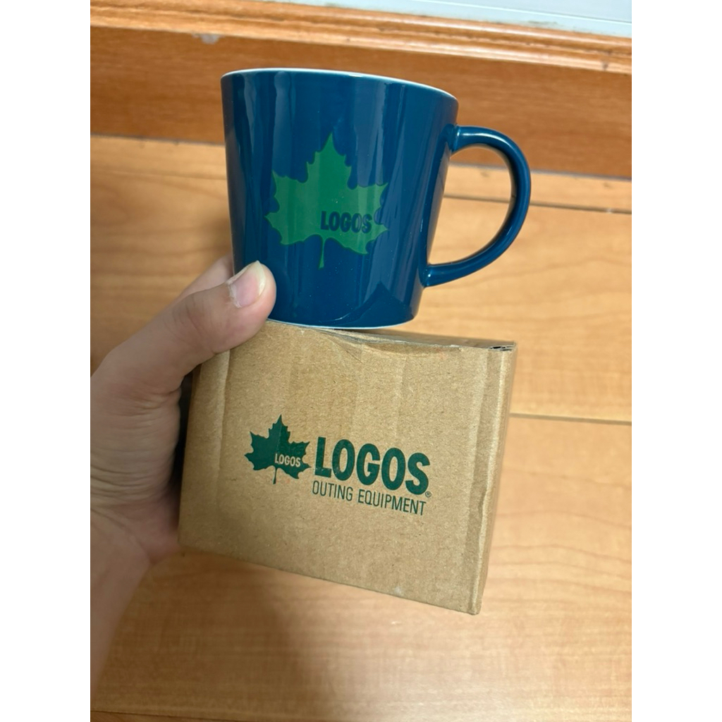 Ly uống nước in Hello Kitty