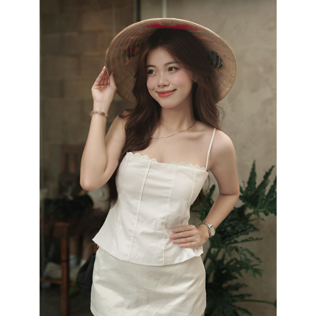 Áo 2 Dây Linen Nữ Thiết Kế Kiểu Quyến Rũ Tiểu Thư Mùa Hè SS2025 - Shees KA533 | BigBuy360 - bigbuy360.vn