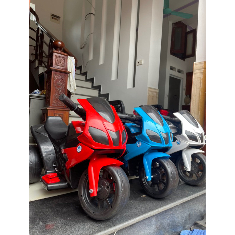 (Xả kho) Xe điện cho bé mã 5388 có chân ga cho bé tự lái